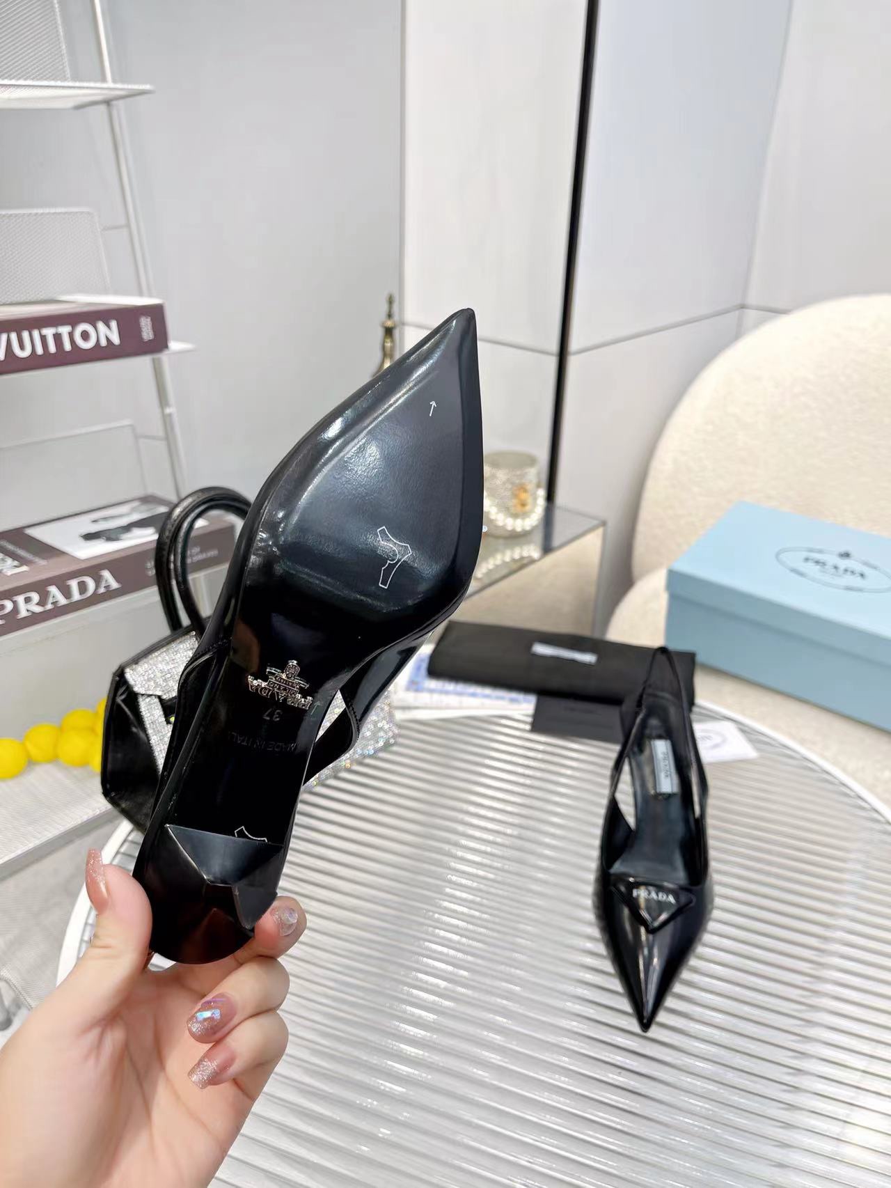 Women's high heels